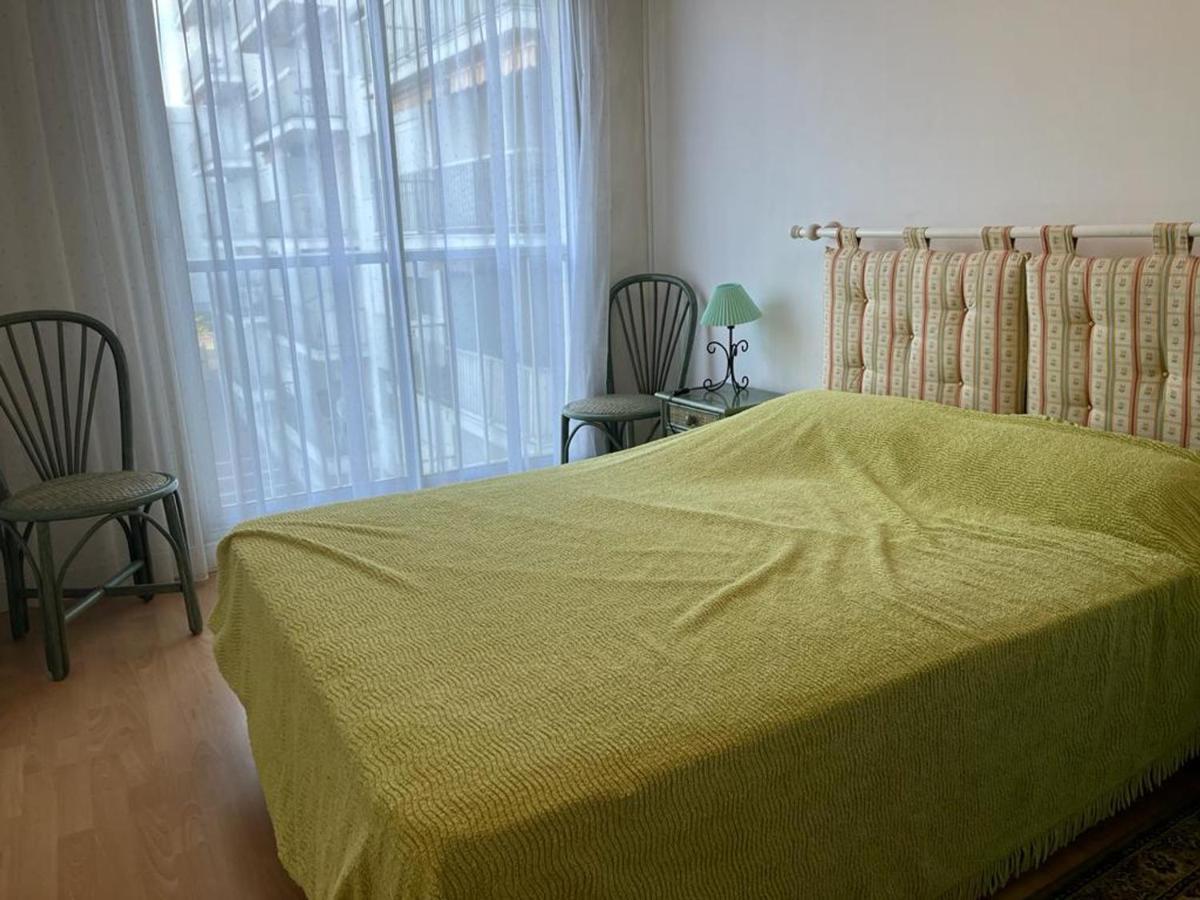 T4 Avec Parking, Balcon Et Proche Commerces A - Fr-1-239-921 Apartamento